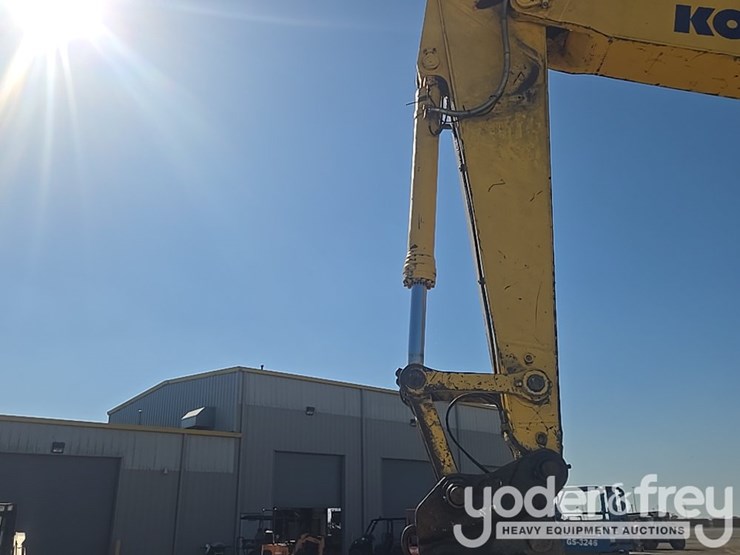 2013-komatsu-pc490-lc-10-image-32