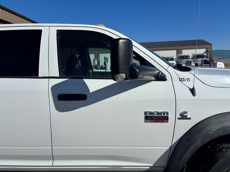 #2296-•-2011-dodge-4500-service-truck-image-13