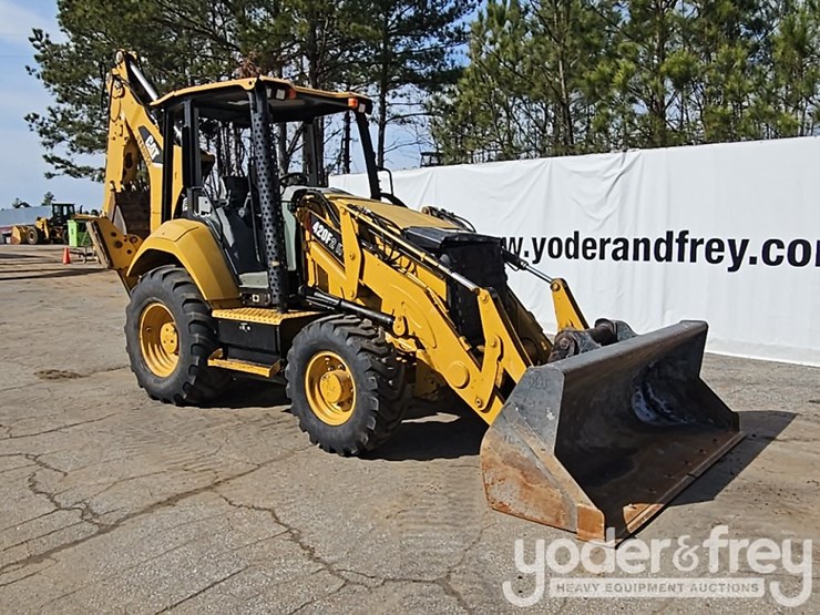 2016-caterpillar-420f2-it-image-7