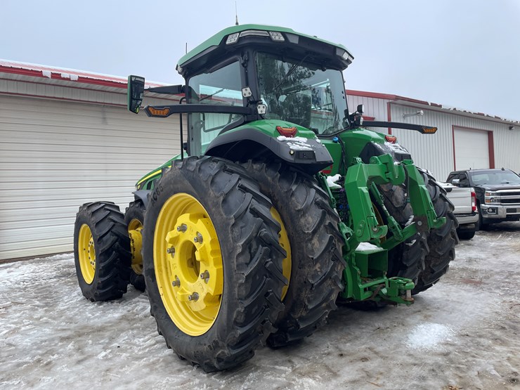 2020-john-deere-8r-340-image-9