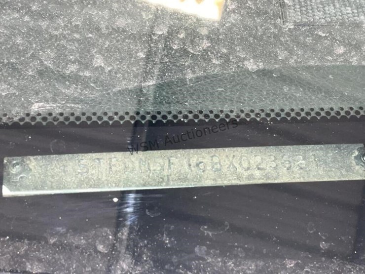 2011-toyota-tundra-image-15