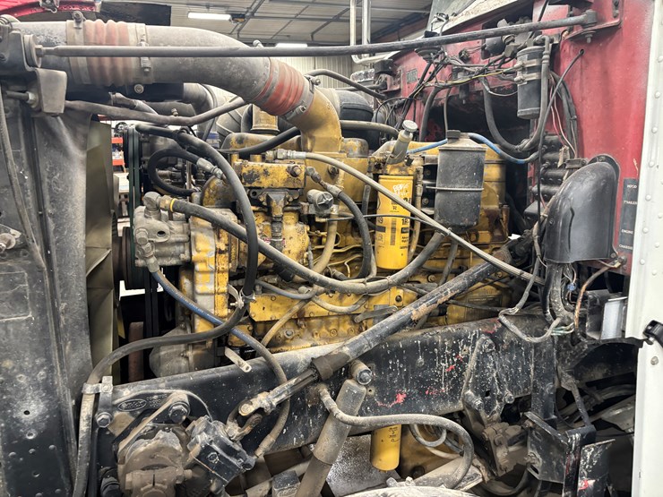 1987-peterbilt-379-image-27