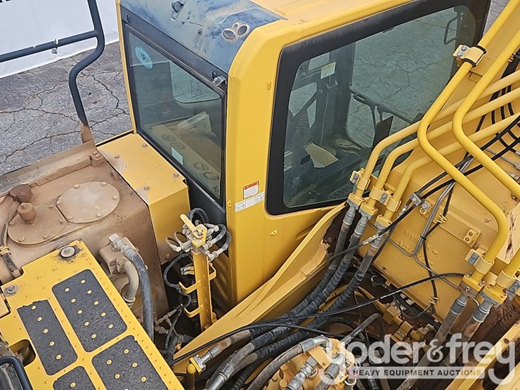 2018-komatsu-pc360-lc-11-image-35