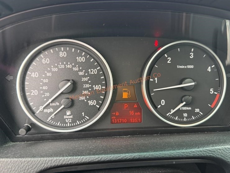 2010-bmw-x5-image-48