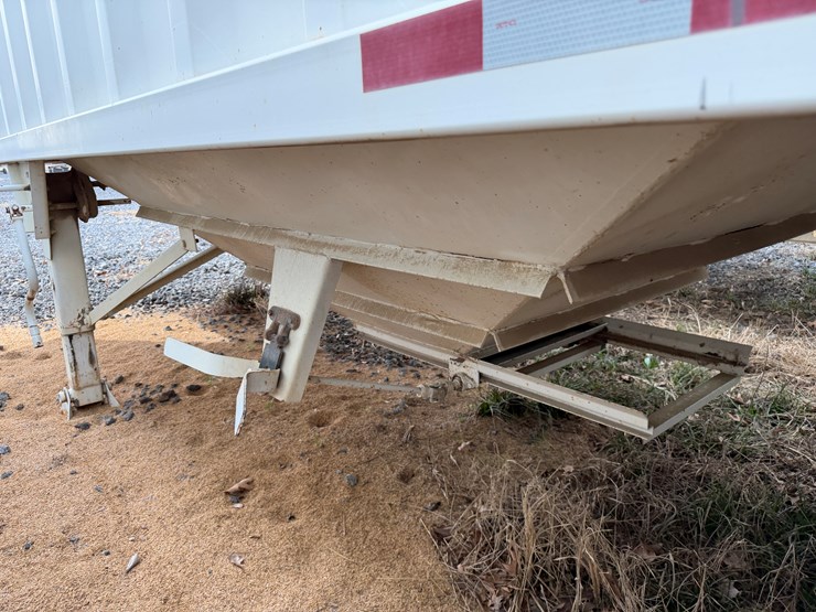 #40957-•-2013-cts-ght-40-40'-t/a-hopper-bottom-trailer-5tu12402xds000923-image-22