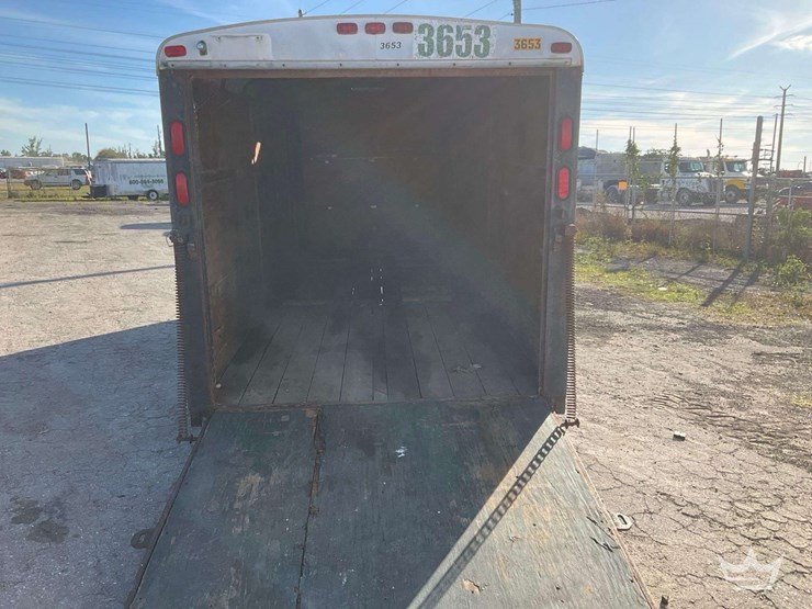 2002-suncoast-18ft-t/a-enclosed-trailer-image-5