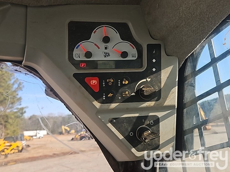 2019-jcb-270t-image-35