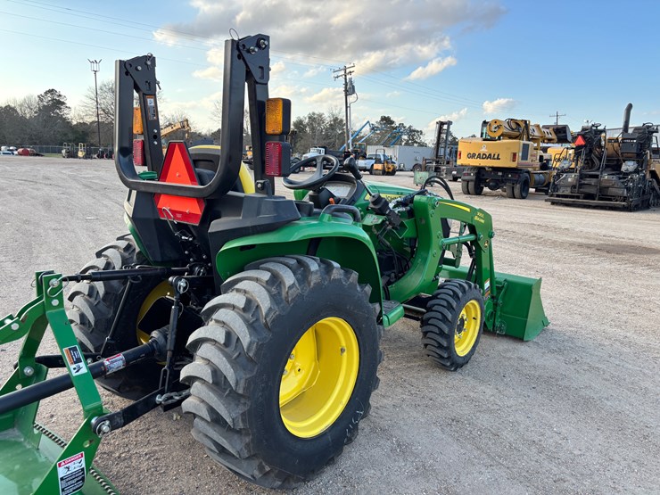 2022-john-deere-3025e-image-5