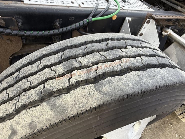 2017-international-prostar-image-55