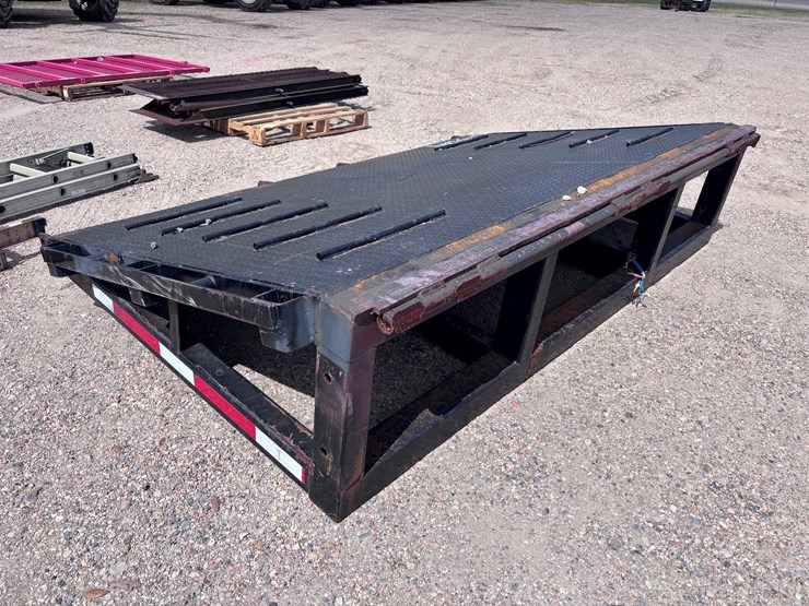 #1721-•-car-ramp-for-trailer-image-2