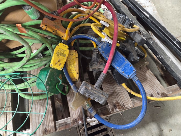 #5394-•-pallet-of-misc.-electrical-cords-and-more-image-2