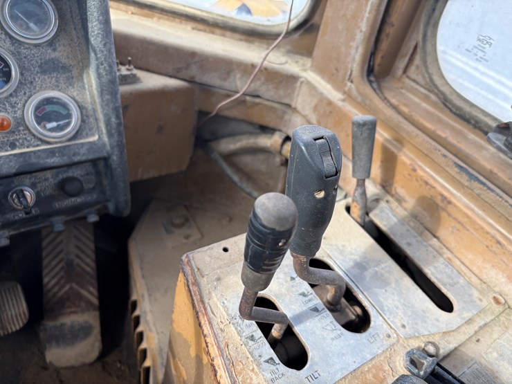 caterpillar-988b-image-35