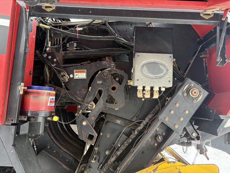 new-holland-bb940ar-image-15