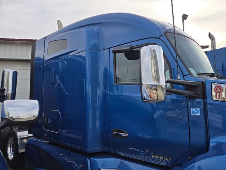 2019-kenworth-t680-image-19
