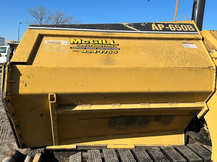 caterpillar-ap-650b-image-16