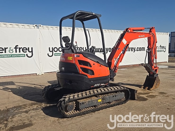 2022-kubota-u25-image-5