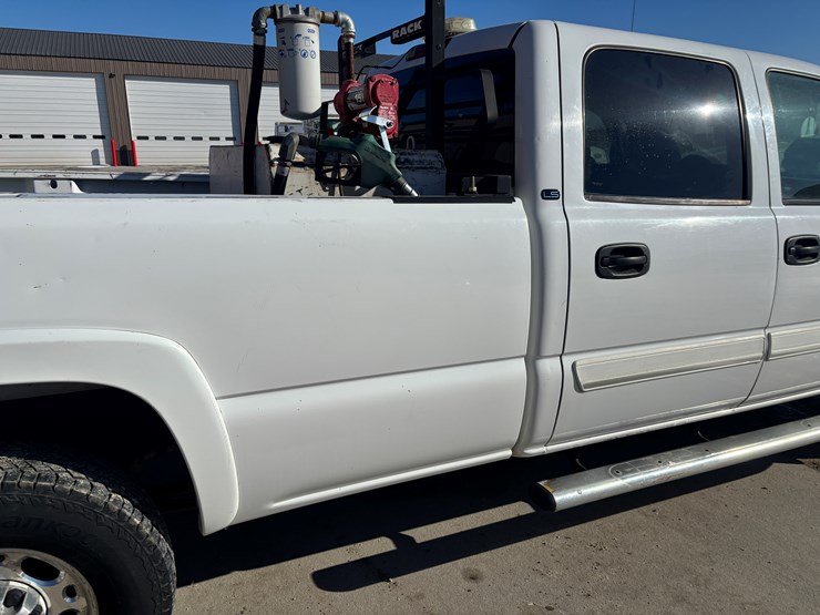 2005-chevrolet-2500-image-15