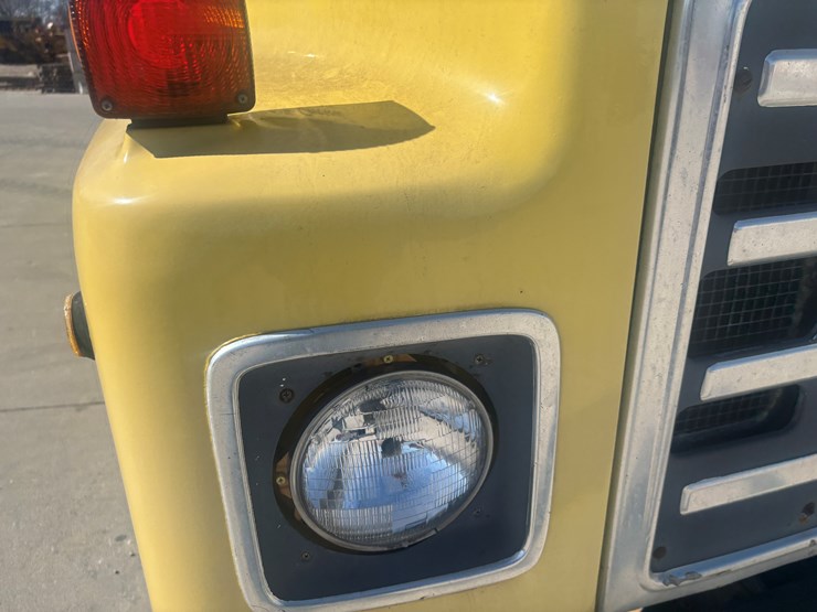 1985-international-9-image-13