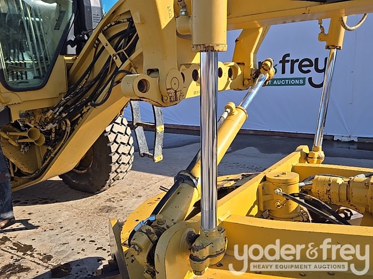 2005-caterpillar-140h-vhp-plus-image-33