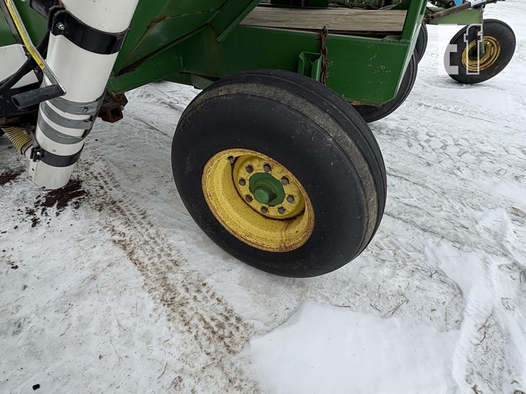 john-deere-250-image-10