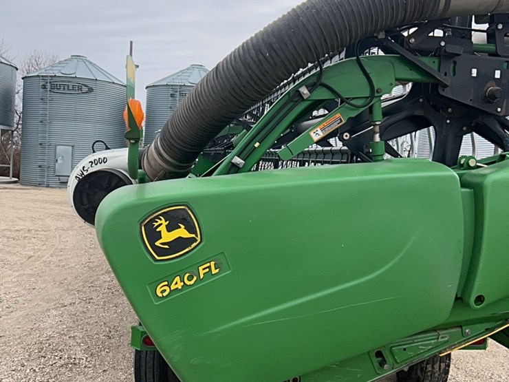 2013-john-deere-640-image-64