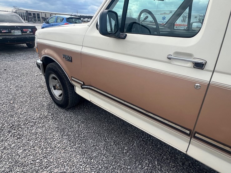 1994-ford-f150-xlt-image-15