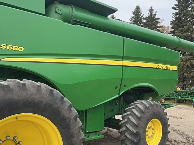 2014-john-deere-s680-image-34