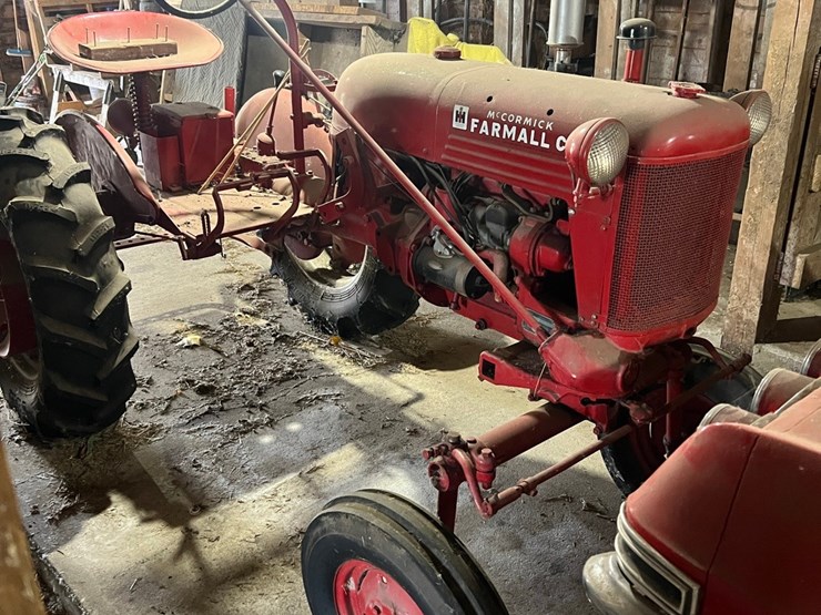 lot-17.-ihc-cub-collector-tractor,-serial-#fcb-14068,-new-tires,-been-in-the-shed-image-2