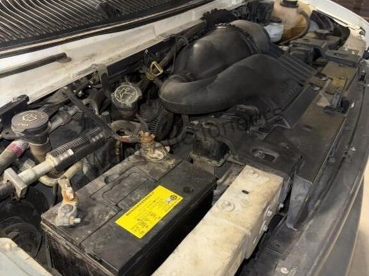 2006-ford-cargo-image-17