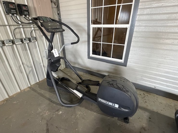 #34119-•-precor-efx524-elliptical-image-1
