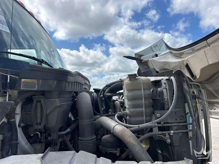 2014-international-workstar-7500-image-8