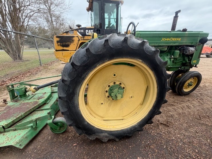 john-deere-40-image-33