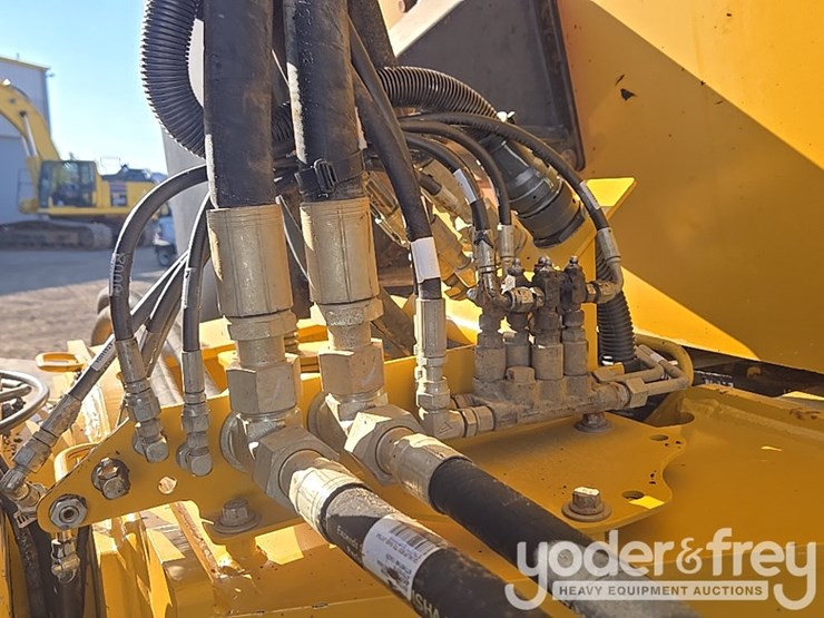 2021-deere-460e-image-45