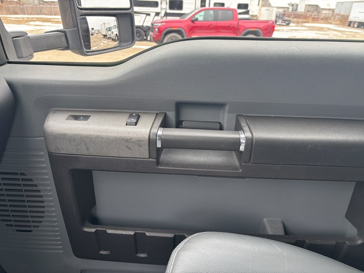 2010-ford-f450-image-41