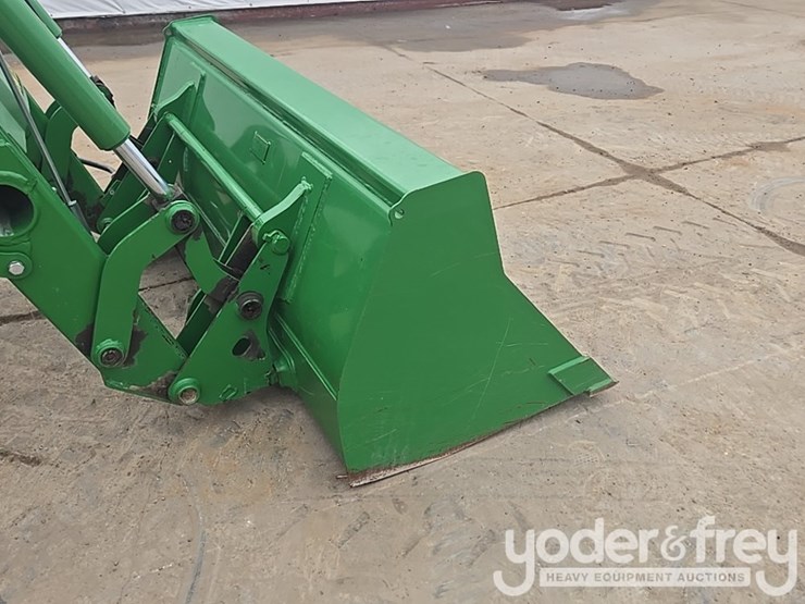 2020-john-deere-5075e-image-70