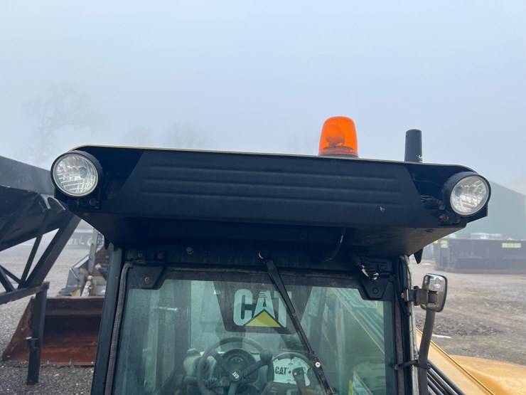 caterpillar-th255c-image-26