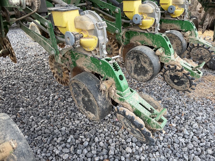 john-deere-1790-image-55