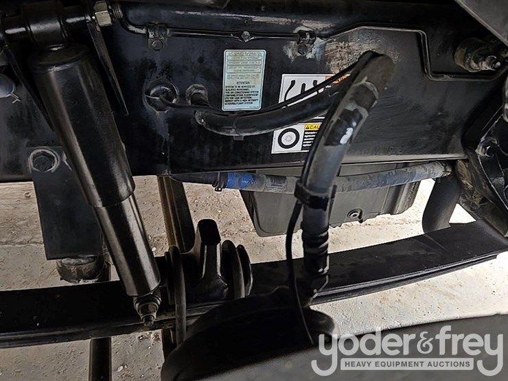 2019-peterbilt-579-image-30