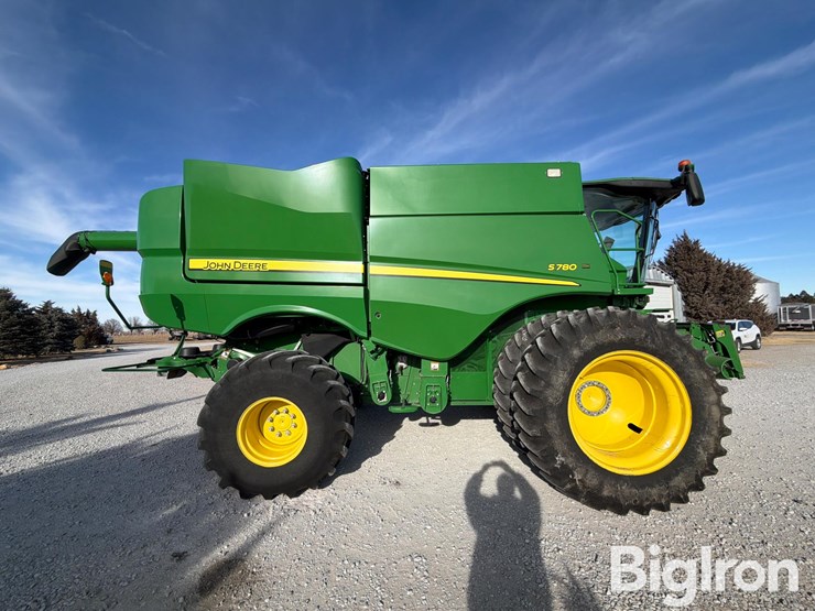 2020-john-deere-s780-image-4