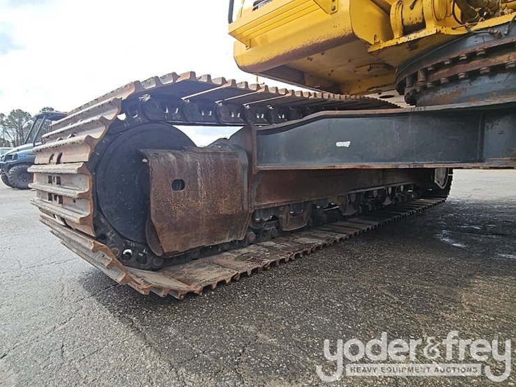 2019-komatsu-pc360-lc-11-image-16