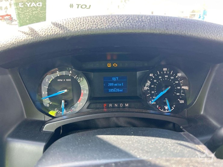 2017-ford-expedition-image-16