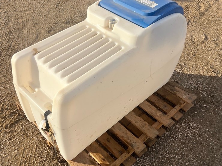 lot-9.-def-tank,-like-new-image-5