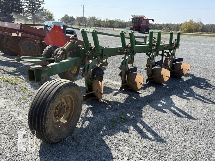 john-deere-2500-image-7