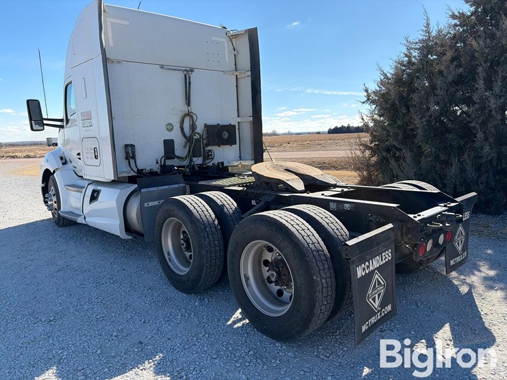 2018-kenworth-t680-image-7