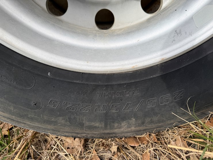 #40955-•-2016-freightliner-cascadia-t/a-daycab-truck-tractor-3akjged54gshn2294-image-5