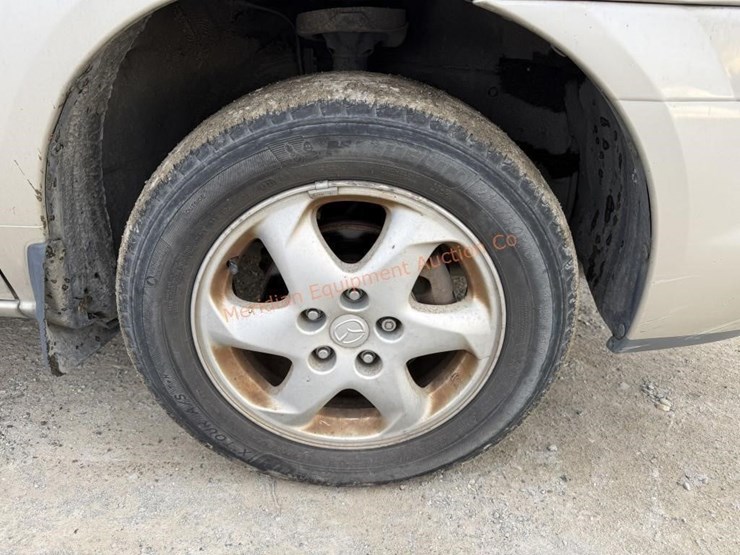 2000-mazda-mpv-image-26