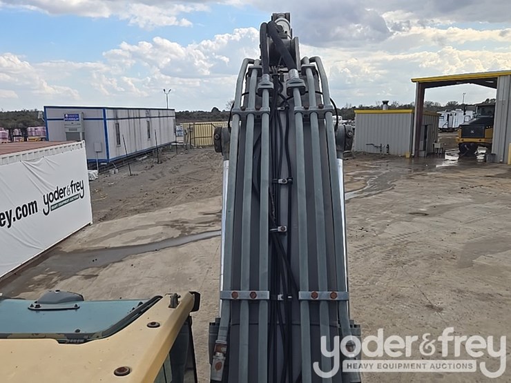 2018-volvo-ec200el-image-37