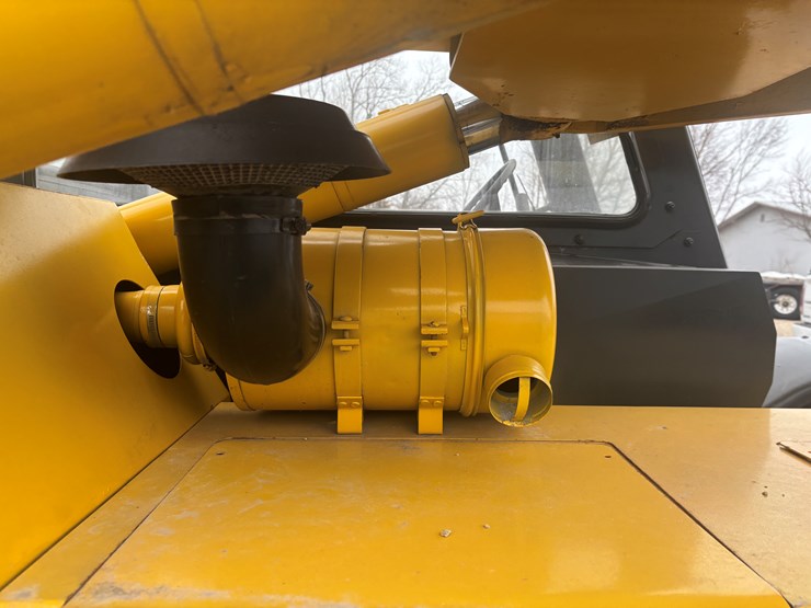 #2310-•-2004-gehl-rs8-telehandler-image-58