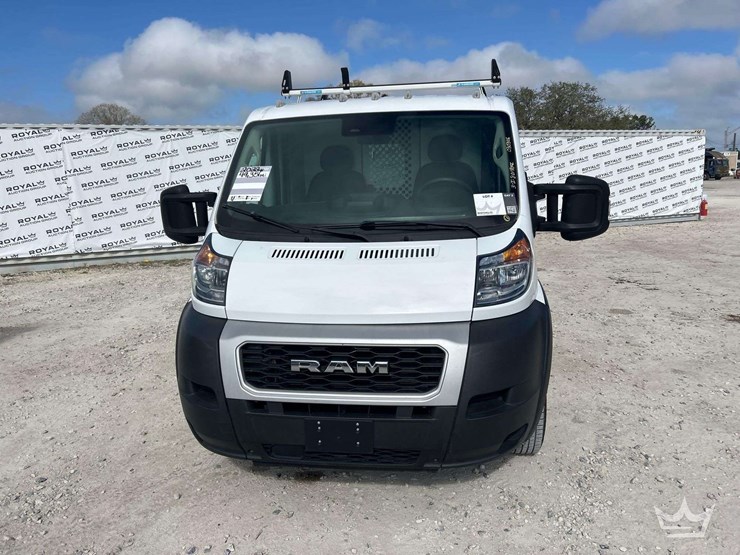 2022-ram-promaster-2500-image-22