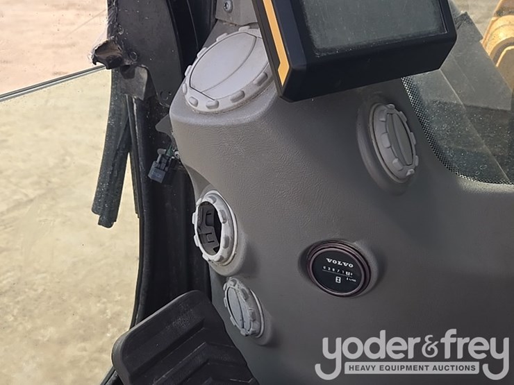 2018-volvo-ec200el-image-87